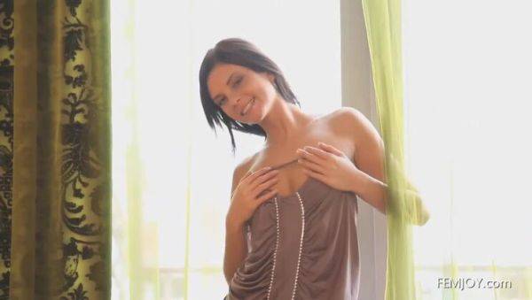 View this hardcore movie : Stacey's Solo Stay