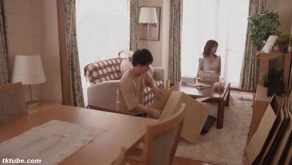 View this HD video called : ADEHIUZDRGQPCWIXEIP48ADN461