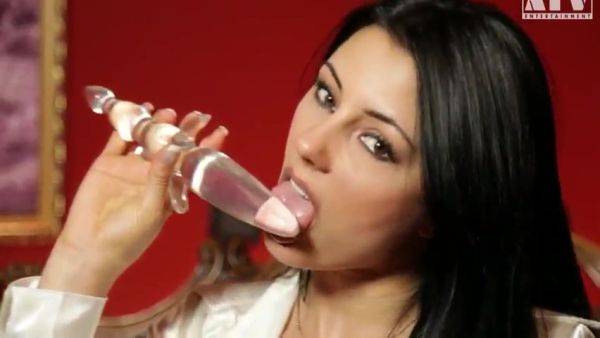 Enjoy watching this uncut clip called : Sofia Cucci - An Italian Slut With Two Big Boobs And Brunette