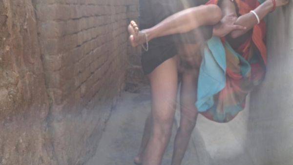 View the full scene titled : Indian Bhabhi Ki Mms Very Much