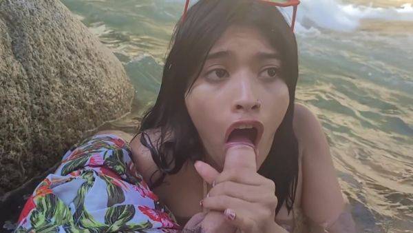 Watch the complete video of : Horny Porn Scene Outdoor Exclusive Uncut - River Lynn