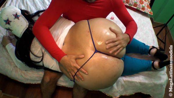 View the uncensored movie titled : Latina Teresa