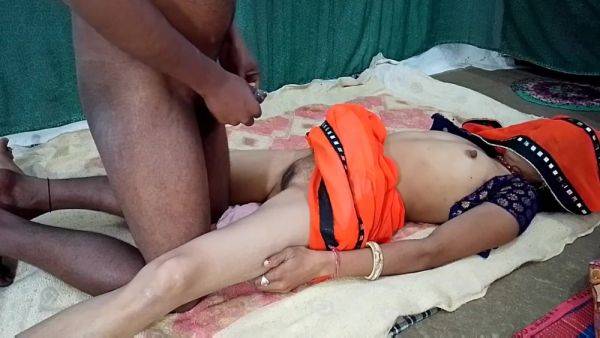Watch this uncensored video called : Indian Village Bhabhi Ko Gand Ke Niche Takiya Lagakar Choda Bhabhi Se Land Chuswaya Or Choot Fad Di Ki Desi Chudai With Devar Bhabhi