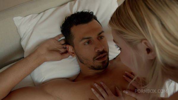 View this uncensored video of : HALEY SPADES MLK DAY CELEBRATION FUCK PISS PLAYTIME - PissVids