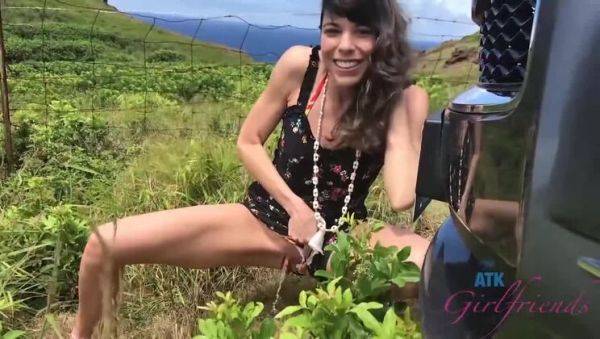 Enjoy watching hardcore movie called : Vera King's Full BTS - Featuring Lexi Foxy