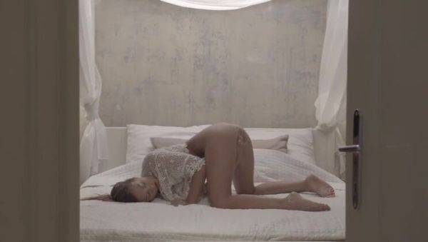 View HD clip called : Brunette Miu: Super Cute