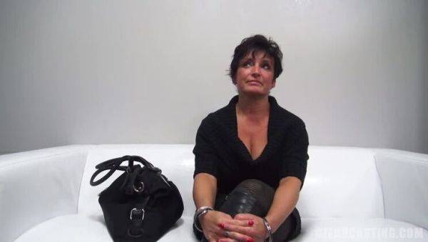 Watch this complete movie titled : Hunky Libuse with Generous Endowments