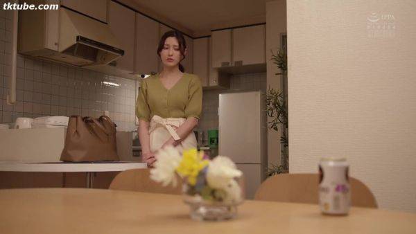 Play this HD clip of : RAHHOIQOJXUBFTQGUAP48ADN493