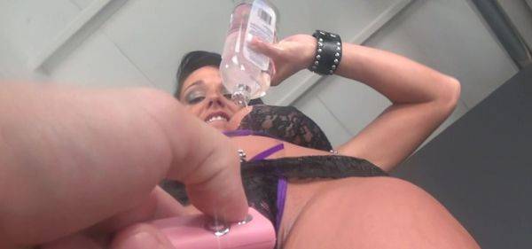 Baby Oil Vibe, Big Tits D-DD Cup Video - inxxx.com on pornsfind.com