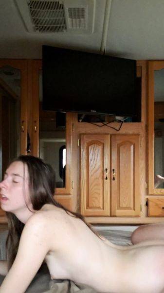 View the uncut video called : Brunette teen Sheron hardcore fucking