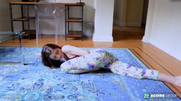 Stream hardcore video of : Cum Pose