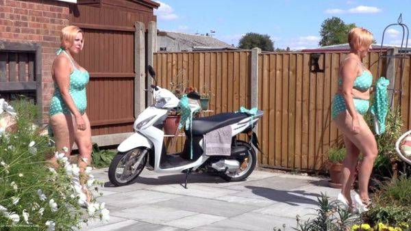 Stream uncensored clip titled : Retro Polka Dots Pt2