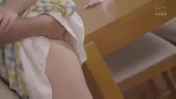 Play the full movie called : 05059,Beautiful woman's lewd appearance