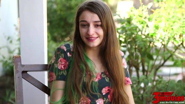 Stream the HD video called : Willow Hayes College Coed Cutie