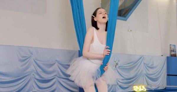 Play this uncut clip called : Adorable young ballerina plays by herself in seductive solo kinks