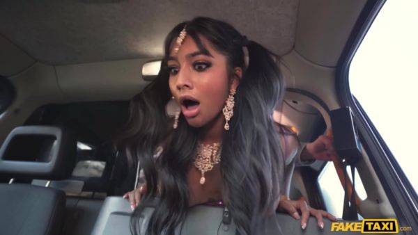 Play HD video called : Yasmina Khan - Hot Sex With Exotic