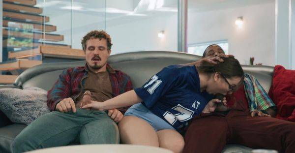 View complete video : Curvy woman throats both dicks and fucks in a fantastic FFM play