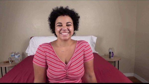 Play complete video titled : Desperate Muscle Moms Get Fucked Hard in Casting