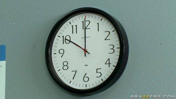 Watch complete movie of : Getting Head In Sex Ed With Xander Corvus, Brooke Belle - Brazzers