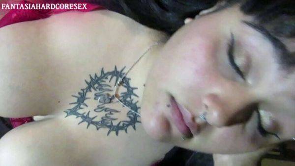 Play this HD clip named : My Stepsis Gives Me Deep Throat Action