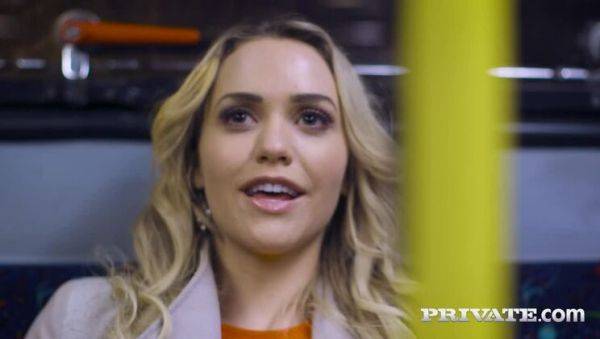 Enjoy watching complete video : Mia Malkova Sucks for a Facial