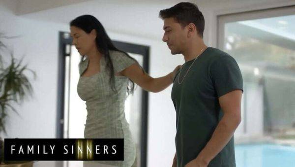 View this complete scene called : Stepmom Surrenders To Stepson's Temptation - Dana Vespoli