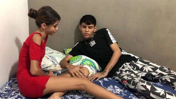 View uncensored scene : Sexy Little Sister Helps Me Out