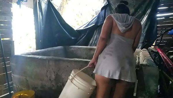 Stream the uncut movie called : Sexy Colombian Amateur Takes Advantage of Horny Service Employee for a Wild Pussy Licking Session