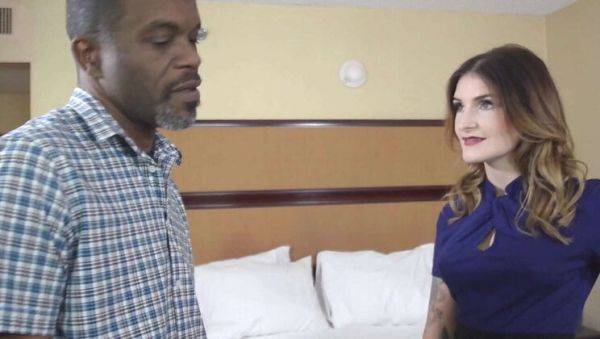 Play this uncut clip : Adreena Winters Takes Richard Mann's Big Cock