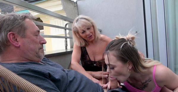 View this hardcore clip called : Mature teaches teen how to devour cock in a sexy FFM at home