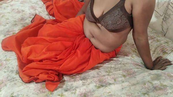 Stream this full video named : Big Naturals In Indian Desi Bhabhi Dammi Eenjoing Her Self 22