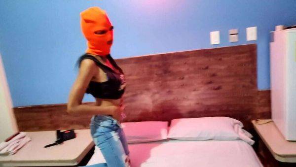 Stream uncut movie called : Brunette Stepsis Gets Wild on Halloween Night