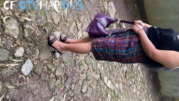 Play this full movie named : Guatemalan Beauty on the Street