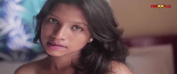 Play HD scene of : Rikki Lee In Solo Romantic Indian Saree Video