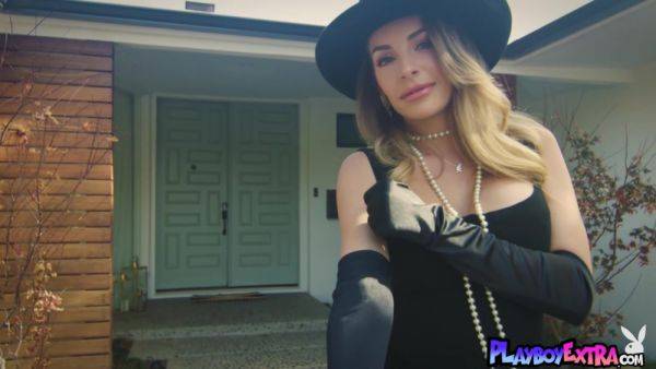 Stream the HD scene : Kimmy Granger - Petite Classy Muse Reveals Her Secrets