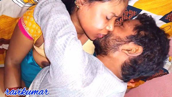 Play this HD clip of : Ham Apne Piyari Si Patni Ke Shath Majese Sex Kiya