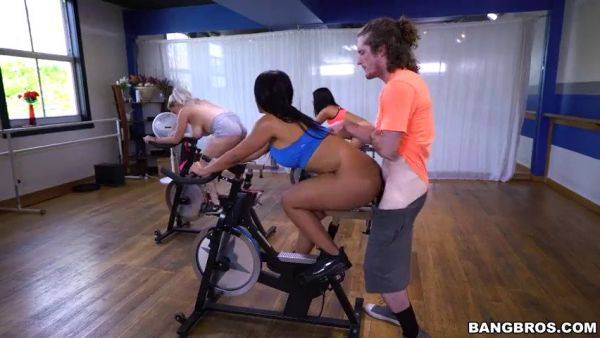 Watch uncensored clip titled : Rose Monroe gets steamy in the gym with a hard cock