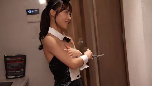 View the complete clip called : JHLF76 Awesome Asian cool OH YEAH