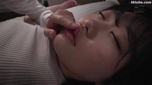 Play this hardcore clip called : RGZTHSCLNWCNIUHURT040EBWH055