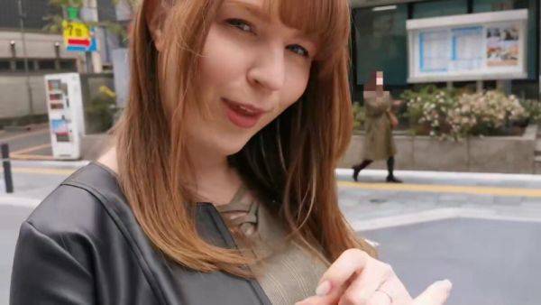 Watch the uncut scene titled : 0002252_女が人妻NTR素人ナンパのSEXMGS販促１９min