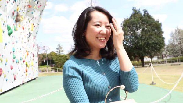 Play this HD movie titled : 0002286_日本女性が人妻NTRのセクース販促MGS１９分