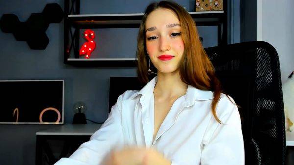 Watch complete scene called : Homemade amateur teen solo