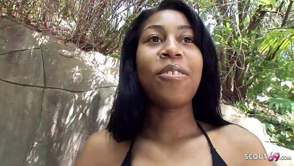 Play the hardcore scene : Crazy Xxx Movie Outdoor Check With Dolce Damone