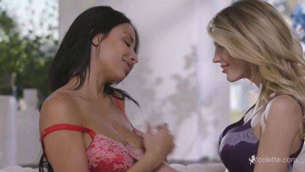 Enjoy watching this uncut movie of : Four-Way Anal Fun: Chanel and Anissa