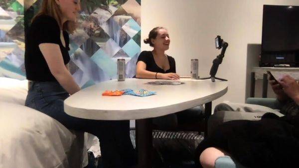 Play this uncut video : Reality homemade amateurs