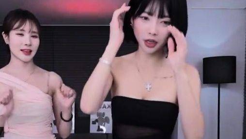 Enjoy watching hardcore movie of : Teen close up fuck xxx housewife cumshot