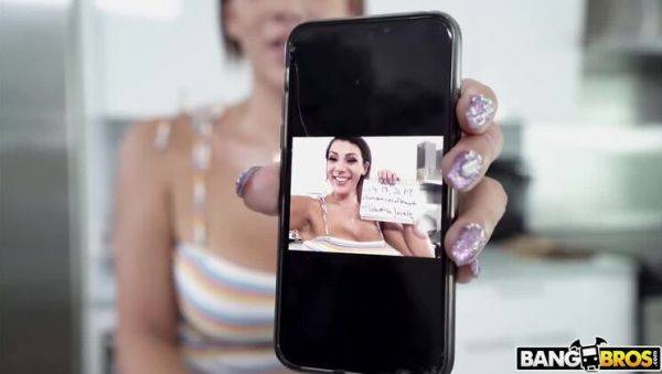 Watch full video : Valentina Jewels's Blowjob Adventure on r/RandomActsOfBlowjobs / 10.18.2019