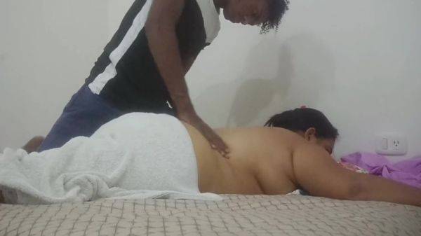 Patient Gets Horny And Ends Up Making The Masseuse Fuck Her - desi-porntube.com - India on pornsfind.com