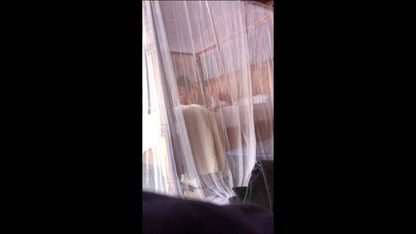 Play the uncensored movie called : Sucking in Virgin Islands