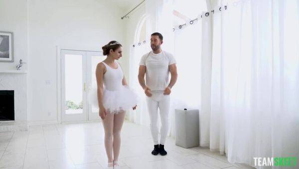 Stream the hardcore scene : Penelope Kay: Flexible Little Dancer